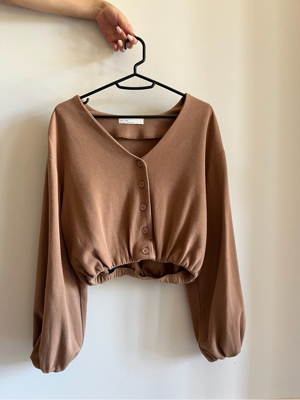 Oak & Fort V-Neck Top Button Cropped Sweater in Warm Brown